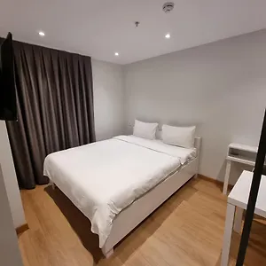 تحقق من التوفر